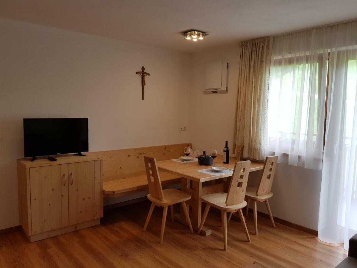 Ferienwohnungen Schlosshaeusl 圣洛伦佐-迪塞巴托 外观 照片